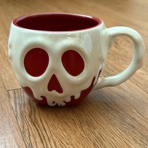 Disney Poison Apple (Snow White)